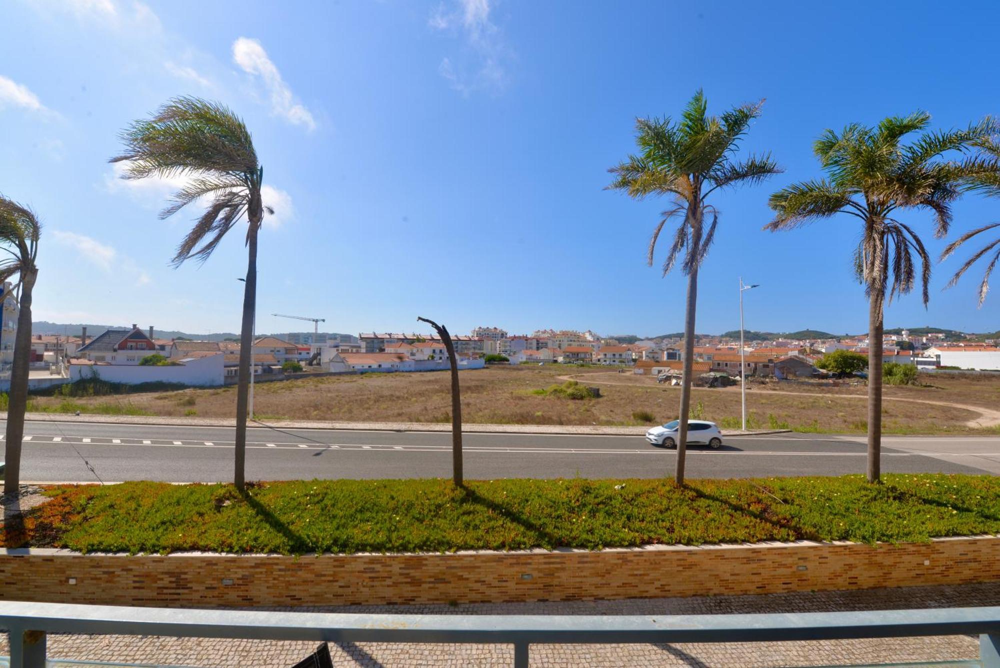 Pebble - 1 Bedroom Apartment Sleeps 5 With Pool & Tennis Court Sao Martinho do Porto Exterior photo
